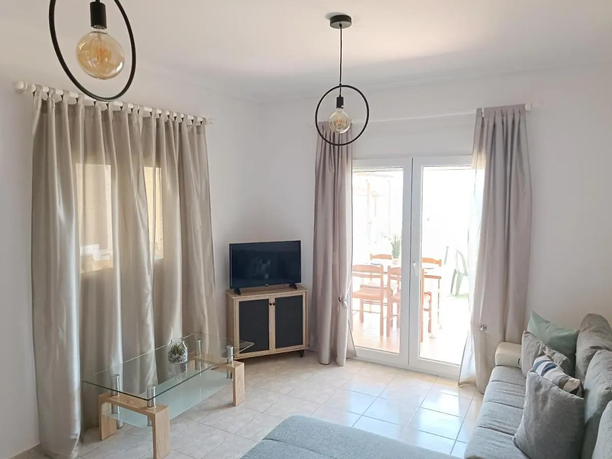 C&C Apartamente In Halkidiki