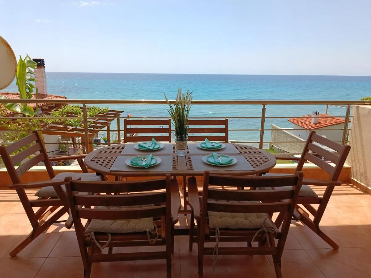 C&C Apartamente In Halkidiki 0*, Mola Kalyva Greece